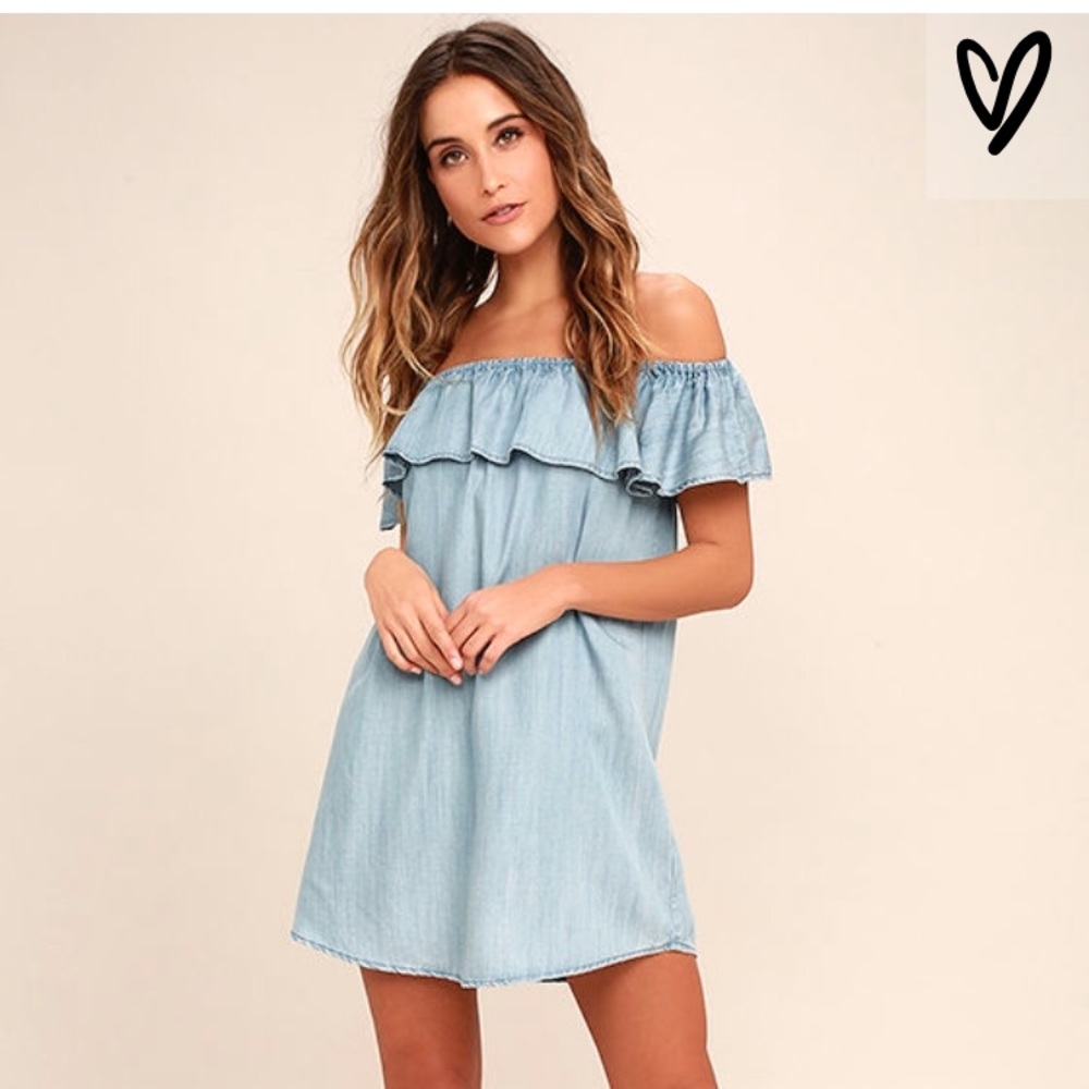 Lulu’s Off-The-Shoulder Dress